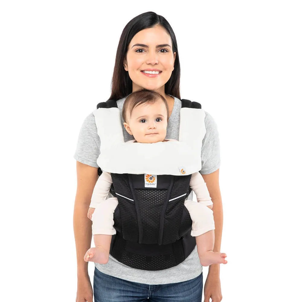 ergobaby-bavaglino-per-marsupio-protezione-pettorina-in-cotone-reversibile image 2