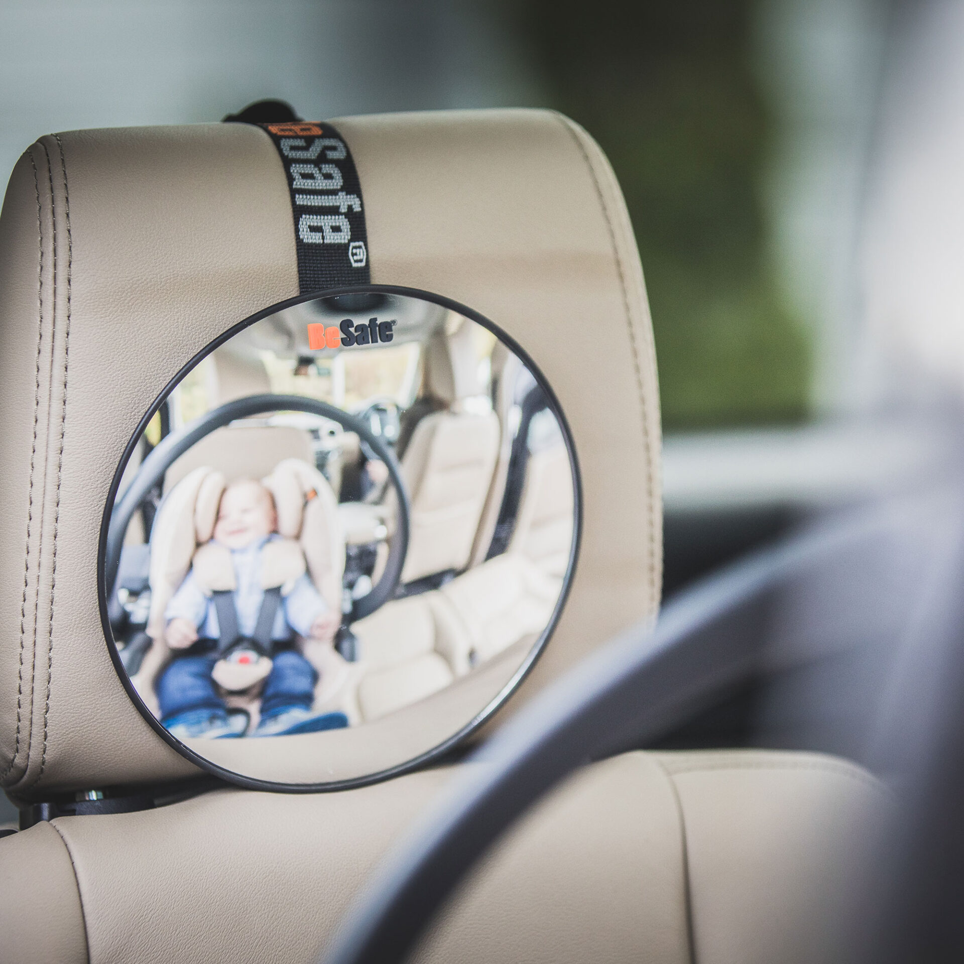 besafe-baby-mirror-specchietto-auto-genitore-bimbo-per-seggiolini-contro-senso image 2
