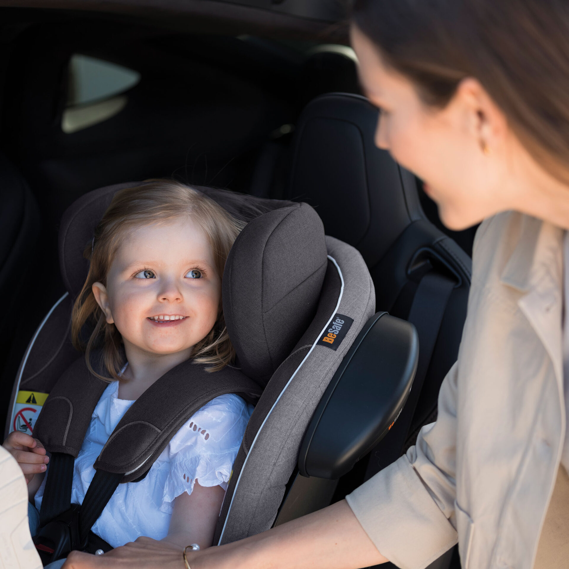 besafe-izi-turn-i-size-seggiolino-auto-girevole-0-4-anni image 5